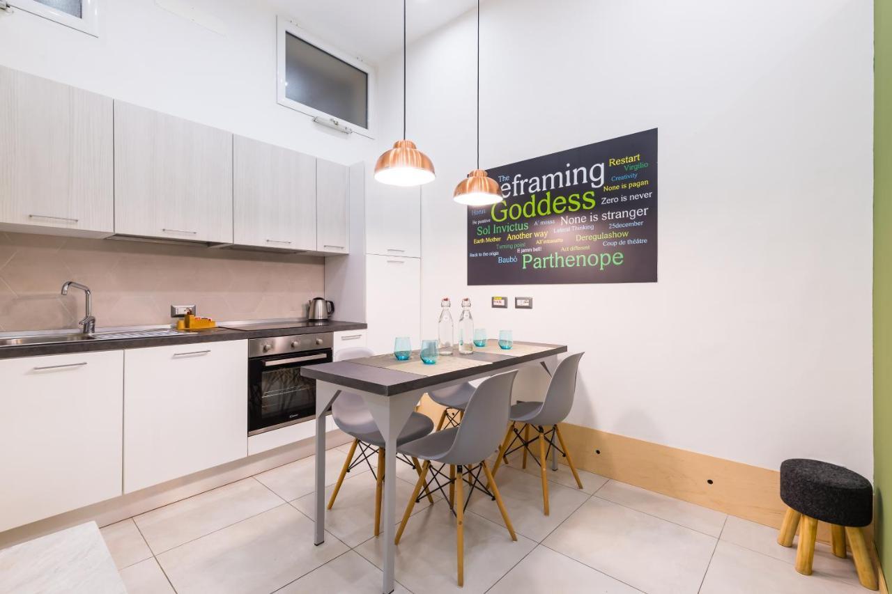 Appartamento Baubo - S. Gregorio Armeno By Napoliapartments *